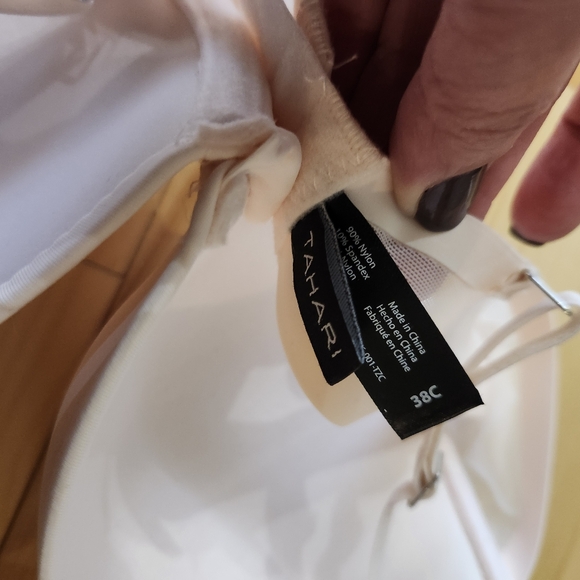 Tahari Essential Lift Everyday Bra - Picture 10 of 12